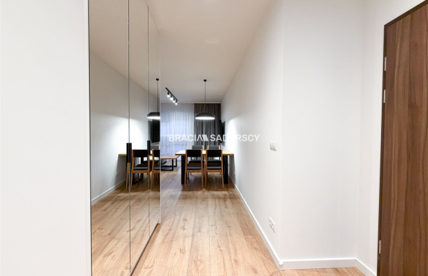 Apartament z klimatyzacją i 2 balkonami - od zaraz