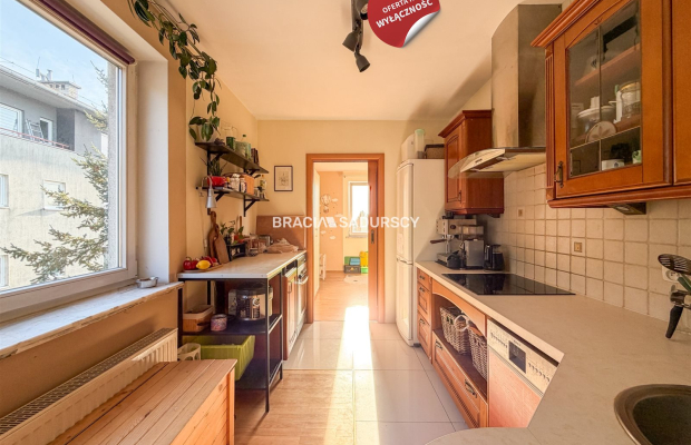 3-pok z garażem, balkon - dla rodziny