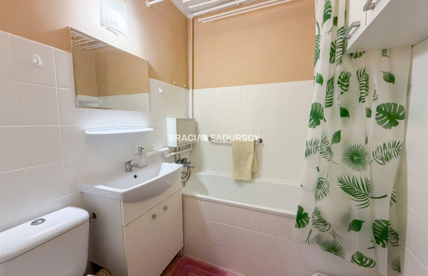 2pok na Białoruskiej, 4 piętro, winda, loggia