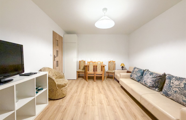 2pok na Białoruskiej, 4 piętro, winda, loggia