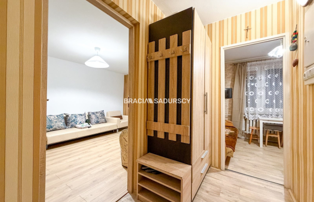 2pok na Białoruskiej, 4 piętro, winda, loggia