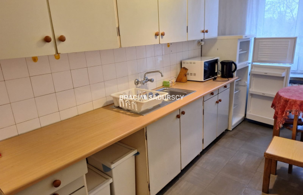 2-pok, ul. Królewska, parking dla mieszkańców