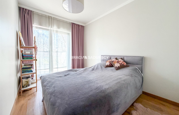 Wynajmę 3-pok z 2 balkonami, umeblowane - od zaraz