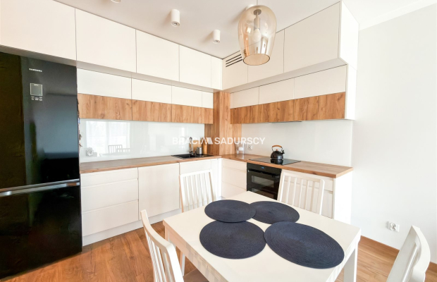 Wynajmę 3-pok z 2 balkonami, umeblowane - od zaraz