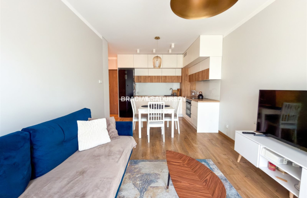 Wynajmę 3-pok z 2 balkonami, umeblowane - od zaraz