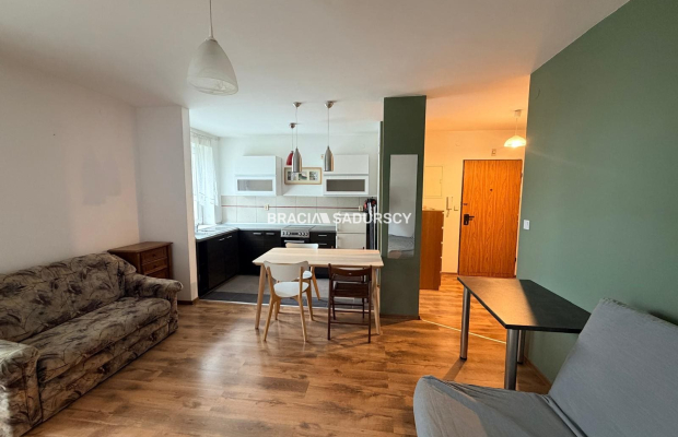 Kawalerka od zaraz. Słomczyńskiego.Do negocjacji.