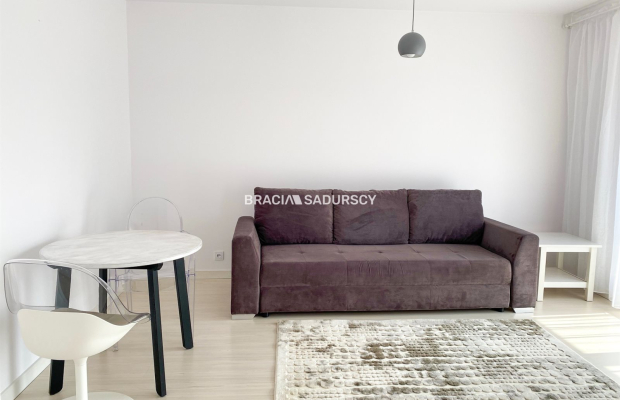 2 pokoje / osobna kuchnia / Przewóz – Płaszów