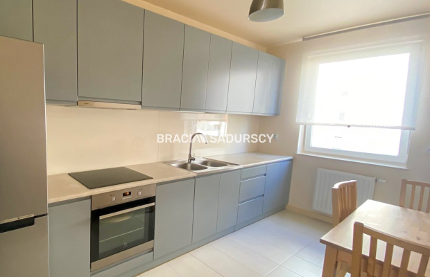 2 pokoje / osobna kuchnia / Przewóz – Płaszów