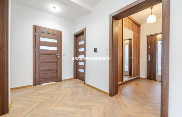 Nowe 3 pok. mieszkanie w domu wolnostojącym,7arów 