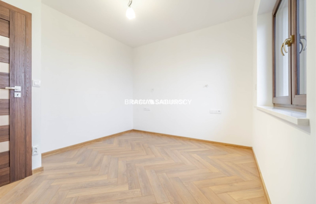 Nowe 3 pok. mieszkanie w domu wolnostojącym,7arów 