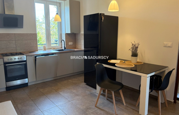 Mieszkanie 60m2 ,2 pokoje,kuchnia,ul. Mogilska