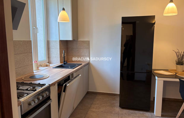 Mieszkanie 60m2 ,2 pokoje,kuchnia,ul. Mogilska