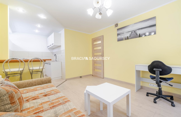 DO WYNAJĘCIA 2 POKOJE RACŁAWICKA / WROCŁAWSKA