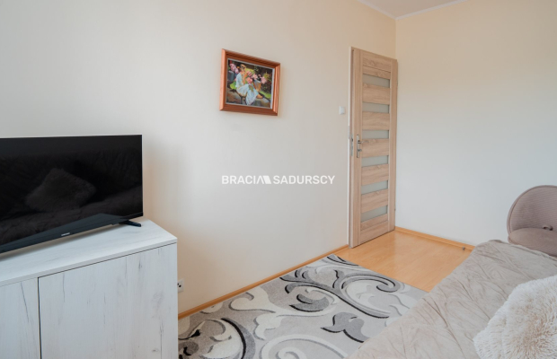 38m2, osiedle Podwawelskie, Stare Dębniki 