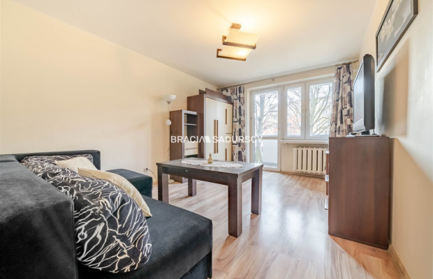 Wynajem | 3 pok | 47m2 | balkon | os. Wysokie