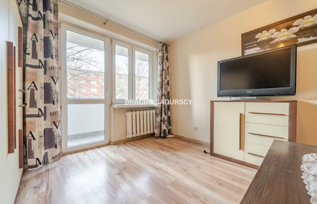 Wynajem | 3 pok | 47m2 | balkon | os. Wysokie