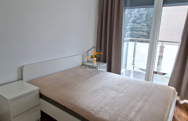 Śródmieście. 2 pokoje z garażem.Wysoki standard.