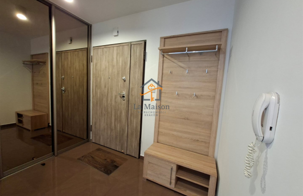 Śródmieście. 2 pokoje z garażem.Wysoki standard.