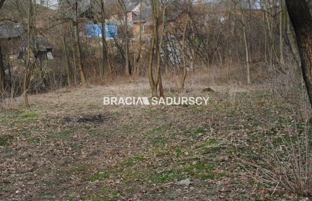 Do sprzedania działka budowlano- rolna ,częściowo zalesiona ,o pow ,48 arów ,/w tym 5 arów budowlane /w miejscowości Malkowice 