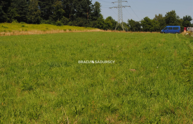 Duża działka budowlana w Kryspinowie.