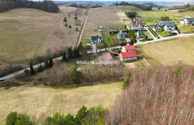 44 ar działki rolnej Jerzmanowice