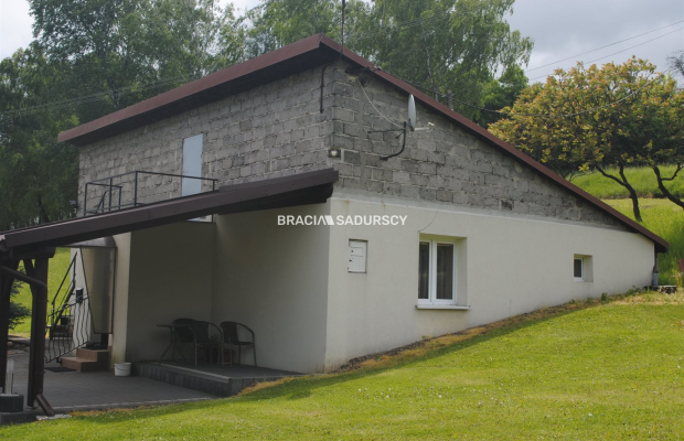  Gospodarstwo około 1,5 ha w Łazanach gm.Biskupice