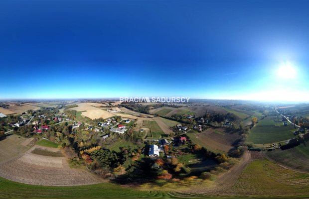 Wolnostojący dom ok. 600 m2
