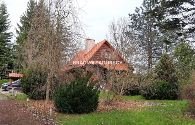 Duża działka z potencjałem – centrum Sieprawia