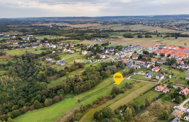 Piekary - 11 arów budowlano - rolna