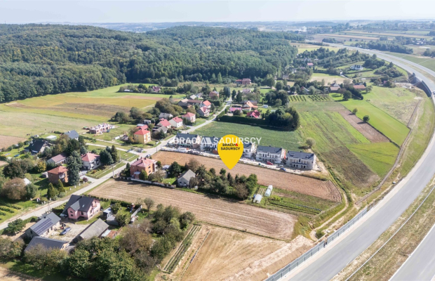 Działka budowlano-usługowa Zalesie!