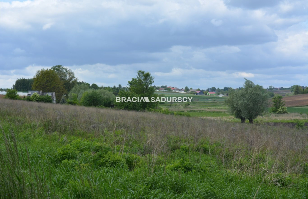 Działka w całości budowlana o pow.: 1313 m2