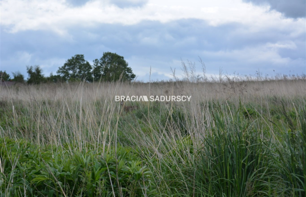  Działka budowlano-rolna o pow.: 1416 m2