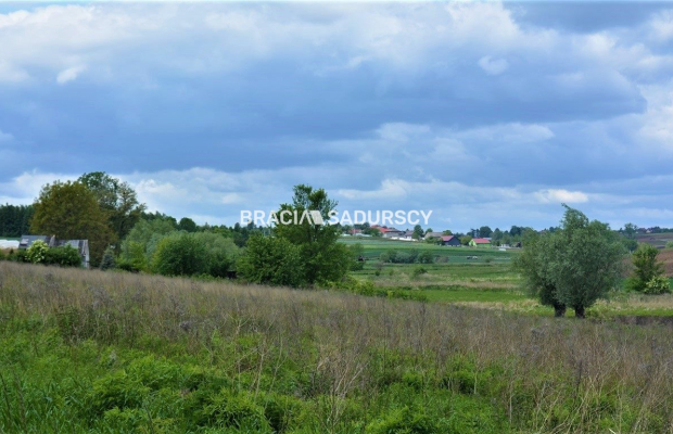 Działka budowlano-rolna o pow.: 1622 m2