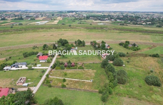 Działka budowlana w sielskim zakątku !