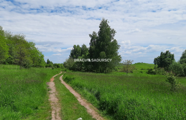 Działka budowlano - rolna w pobliżu Zamku Tenczyn
