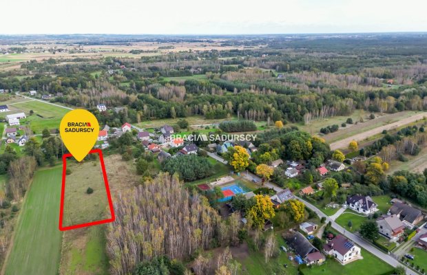 działkę budowlaną w Bratucicach