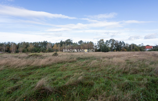 działkę budowlaną w Bratucicach