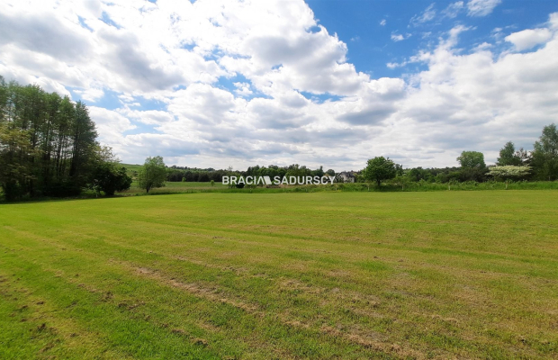 Działka budowlano - rolna u podnóża Zamku Tenczyn