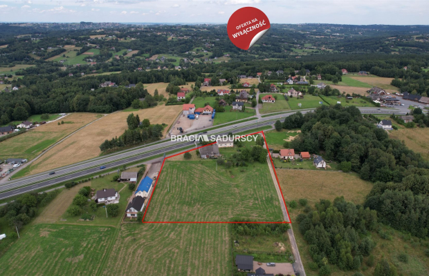 Działka usług komercyjnych w Głogoczowie gm. Myślenice    

   
Oferujemy do sprzedaży atrakcyjną działkę usługową o powierzchn