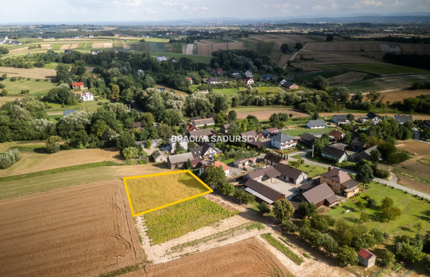 Zdzięsławice, gmina Michałowice. Działka 15 arów