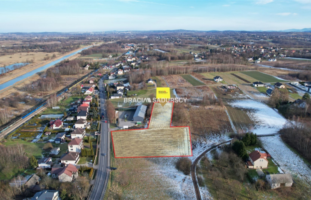 Działka budowlana w Jaśkowicach k/Skawiny gm. Skawina, powiat krakowski. Działka o powierzchni 6200 m2 i wymiarach części główn