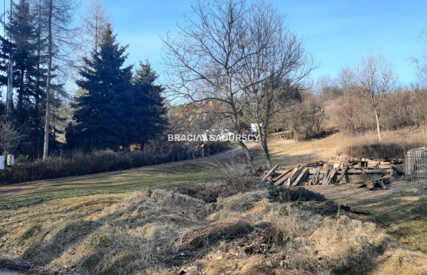 15 arowa  działka budowlana w Michałowicach
