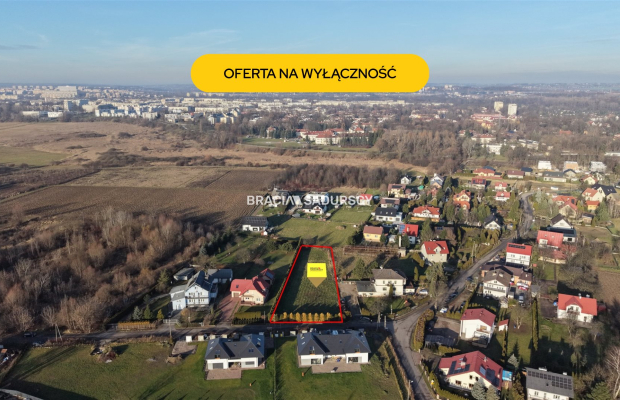 Na sprzedaż - działka budowlana 2358 m², Kraków - Nowa Huta (Mogiła)  

 Oferujemy piękną działkę budowlaną o powierzchni 2358 