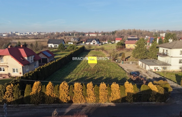 Na sprzedaż - działka budowlana 2358 m², Kraków - Nowa Huta (Mogiła)  

 Oferujemy piękną działkę budowlaną o powierzchni 2358 