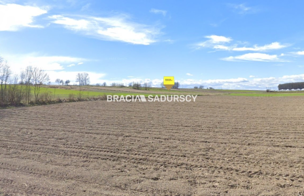 Działka rolna o pow. 3 ha - Prandocin-Iły   
 
Oferujemy na sprzedaż działkę rolną o pow. 3 ha położoną w Prandocinie-Iły k/Sło