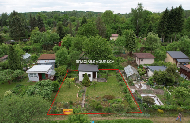 Działka w ROD „Wiślana Dolina” - ul. Rybna, Przegorzały   
W pobliżu: ZOO, Park Decjusza, Las Wolski, Kopiec Kościuszki 

 Mam 