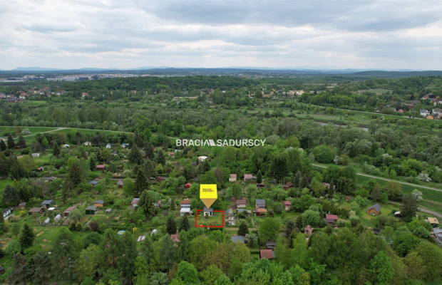 Działka w ROD „Wiślana Dolina” - ul. Rybna, Przegorzały   
W pobliżu: ZOO, Park Decjusza, Las Wolski, Kopiec Kościuszki 

 Mam 