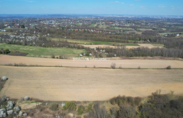 Działka komercyjna przy krajowej siódemce 
