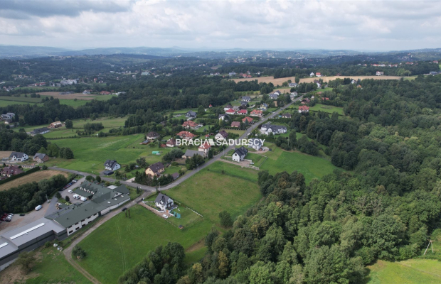 Działka budowlano-leśna. Siepraw.