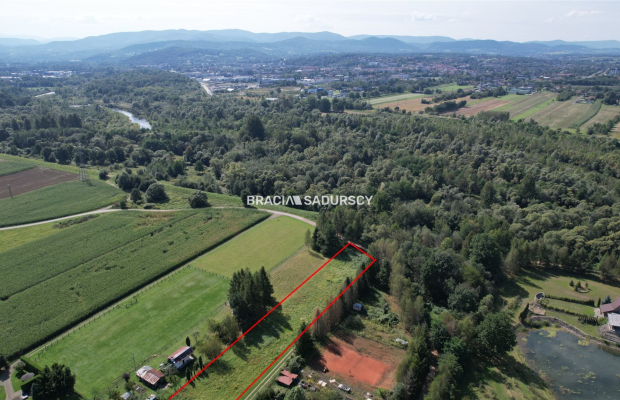 Działka budowlana 43 a  obok Wadowic - możliwa  zabudowa jednorodzinna lub usługowa     

  Oferujemy na sprzedaż atrakcyjnie p
